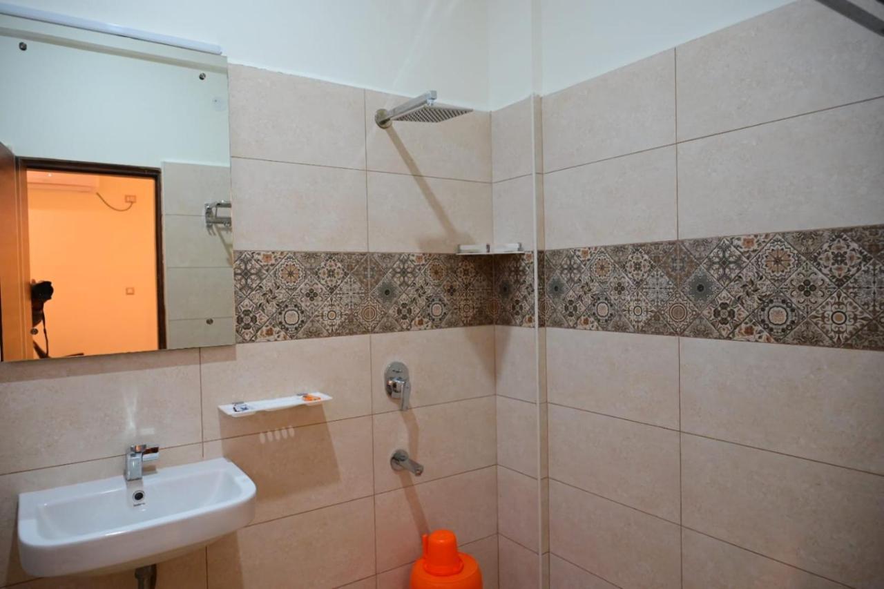 Kcg Residency Hotel Мисор Екстериор снимка