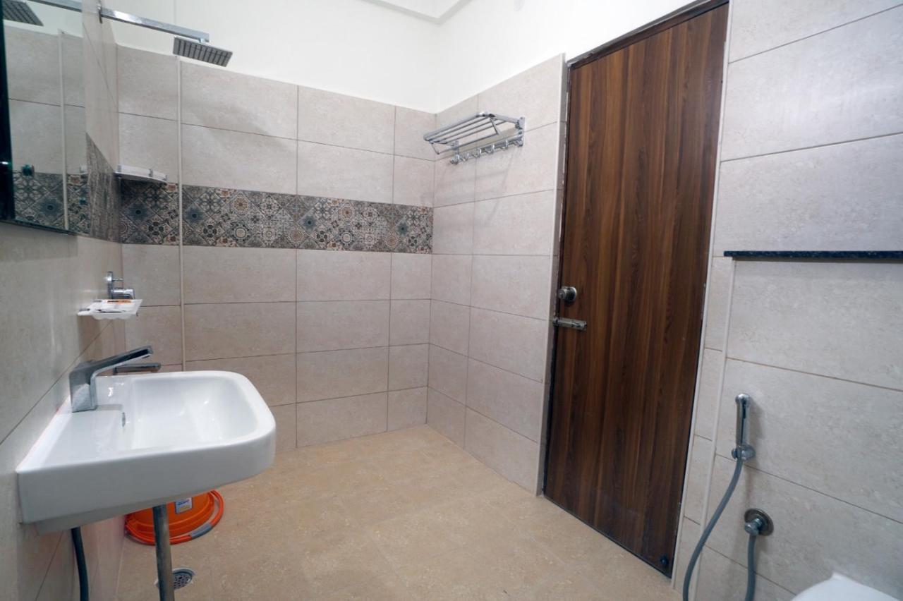 Kcg Residency Hotel Мисор Екстериор снимка