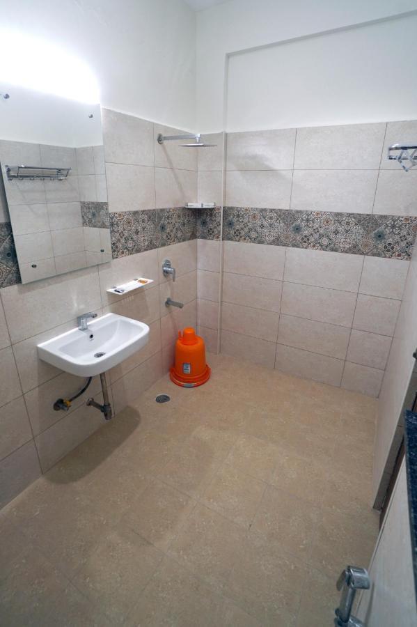 Kcg Residency Hotel Мисор Екстериор снимка