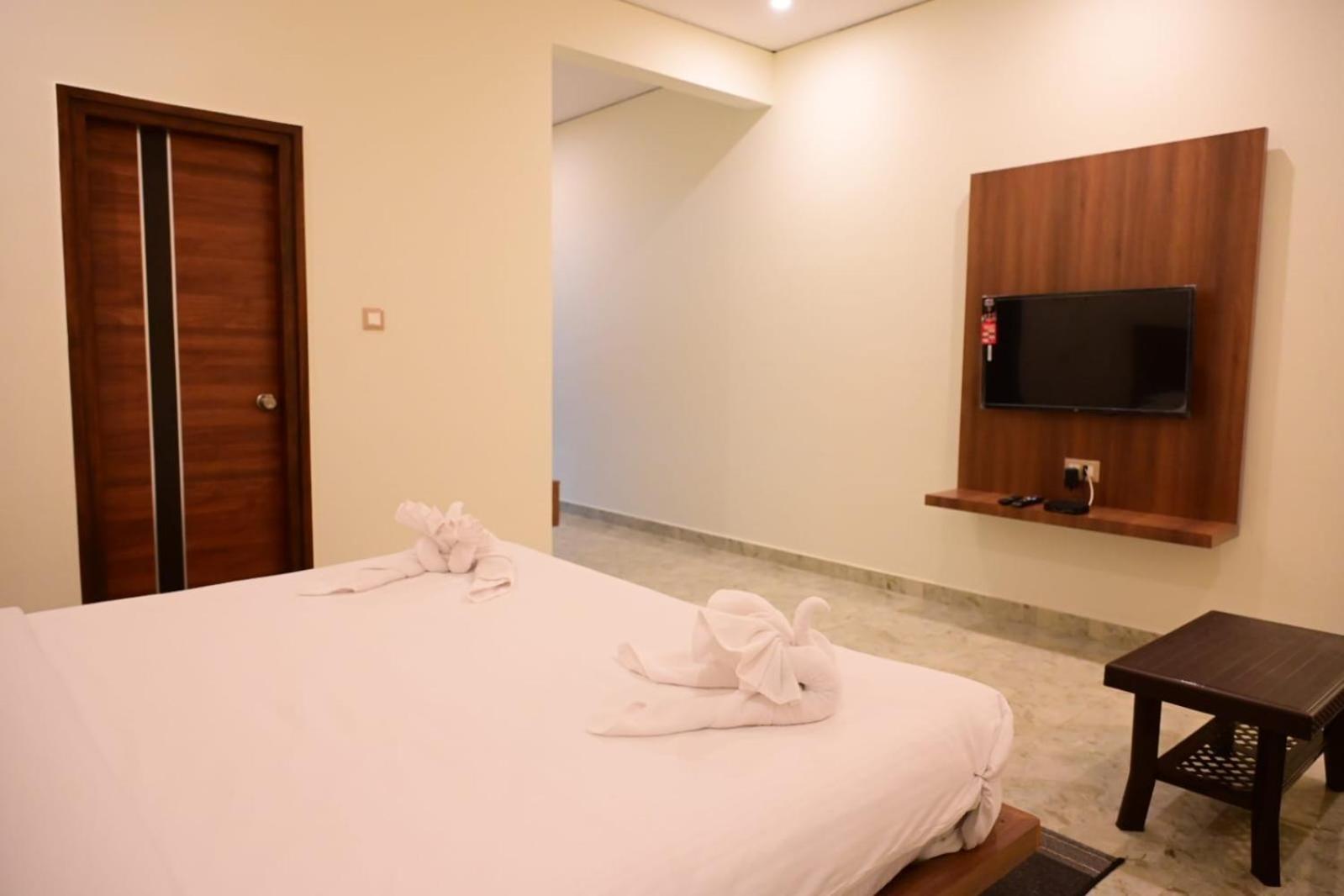 Kcg Residency Hotel Мисор Екстериор снимка