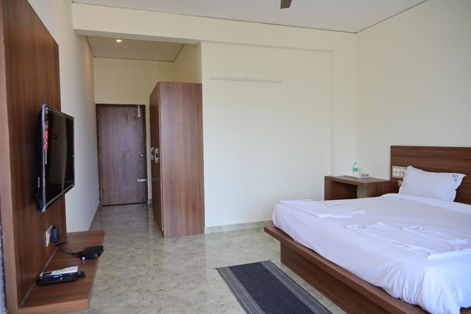Kcg Residency Hotel Мисор Екстериор снимка